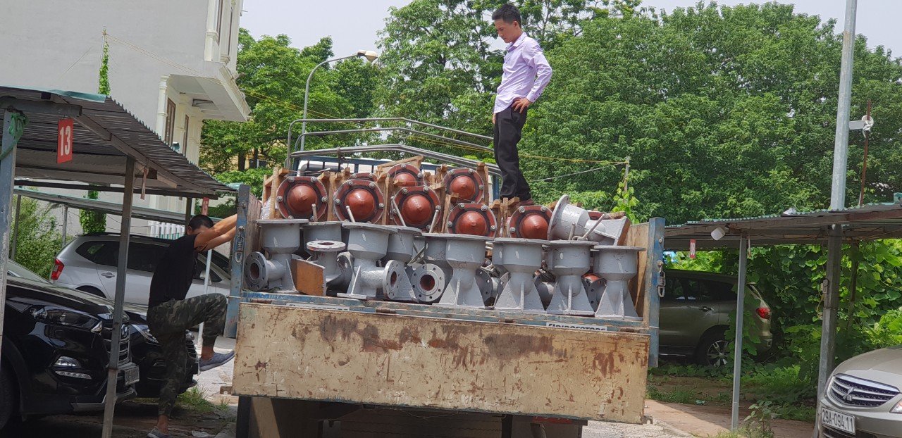 trụ chữa cháy Bộ Quốc Phòng nhập kho BAT