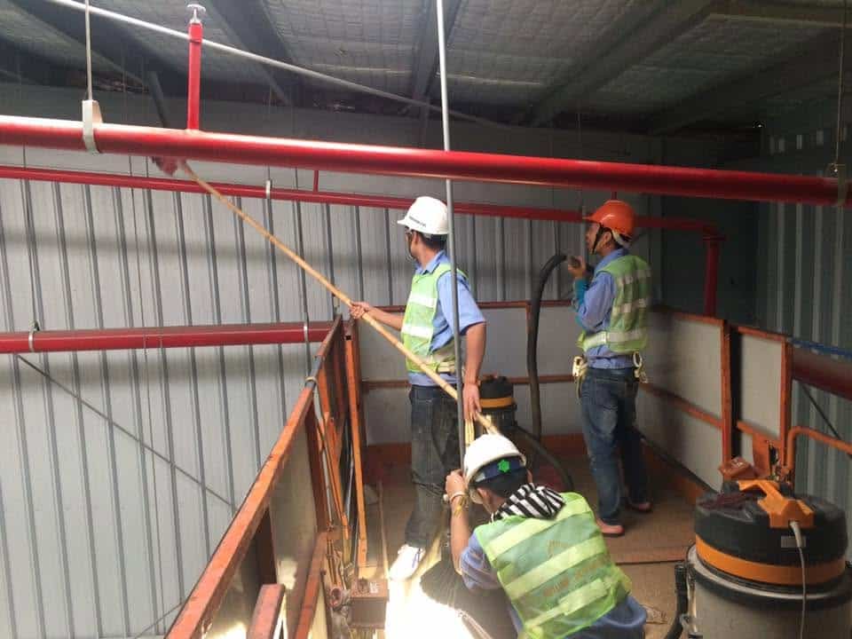 Việc vệ sinh và bảo trì các thiết bị PCCC